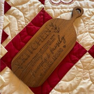 Cutting board decor with saying